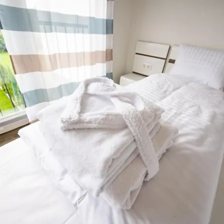 Holiday home Geraeumiges In In Strandnaehe *