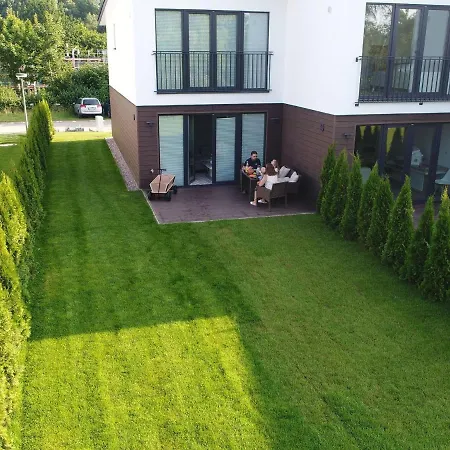 Spacious In Near Seabeach