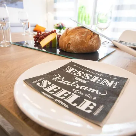 Geraeumiges In In Strandnaehe Damp