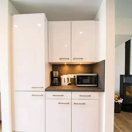 Geraeumiges In In Strandnaehe 펜션